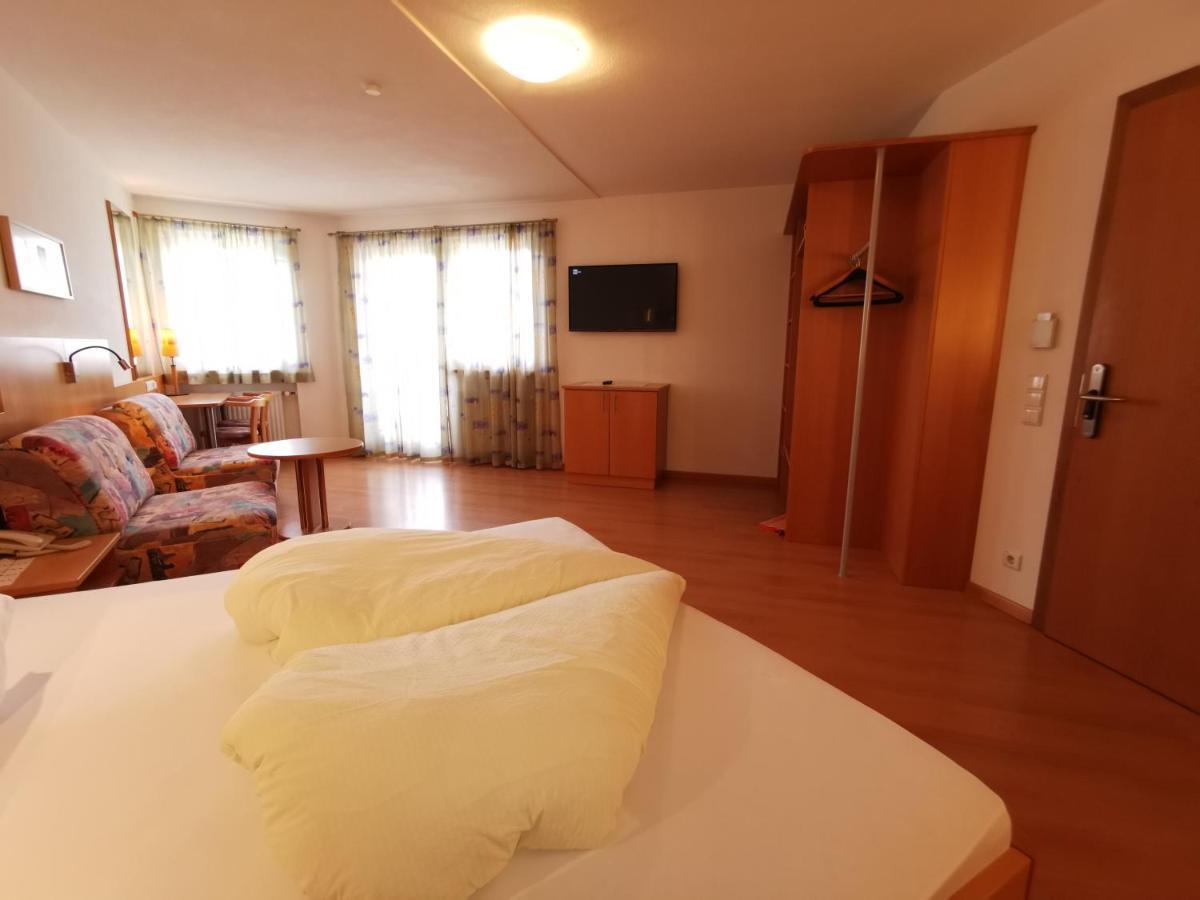 Hotel Akelei Brunico Bagian luar foto