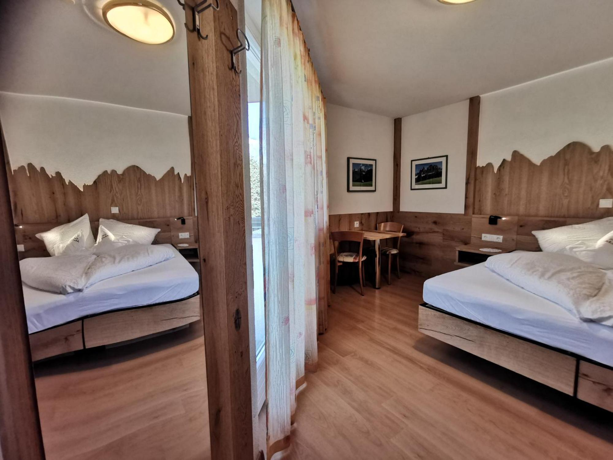 Hotel Akelei Brunico Bagian luar foto